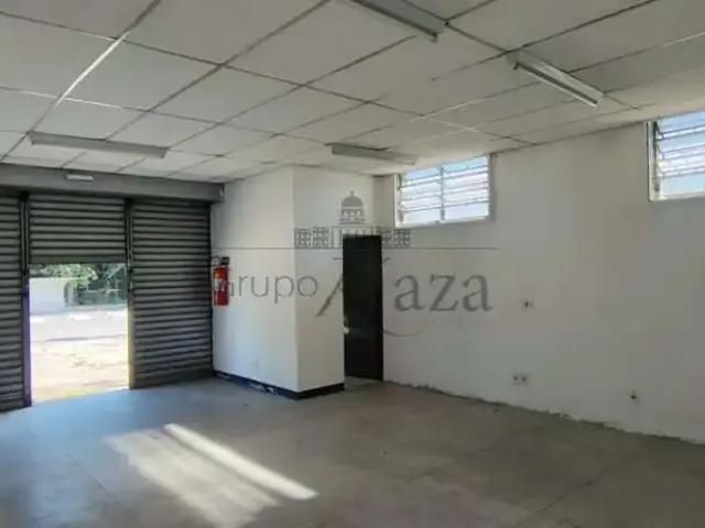Casa aluguel em Região Imediata de São José dos Campos, Região Metropolitana do Vale do Paraíba e Litoral Norte
