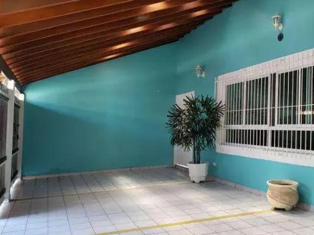 Casa aluguel em Região Imediata de São José dos Campos, Região Metropolitana do Vale do Paraíba e Litoral Norte