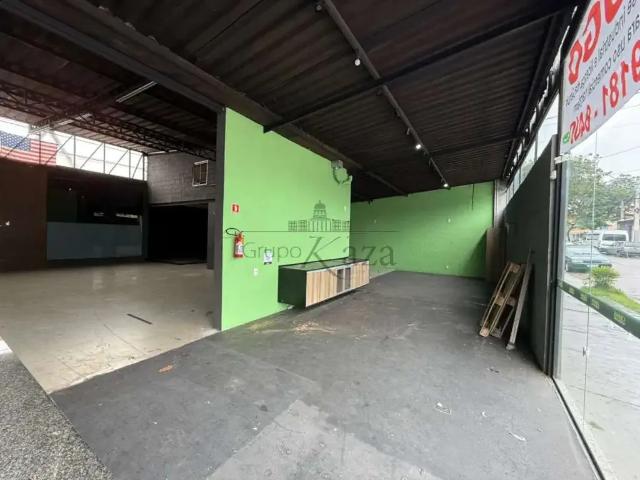 Casa aluguel em Região Imediata de São José dos Campos, Região Metropolitana do Vale do Paraíba e Litoral Norte