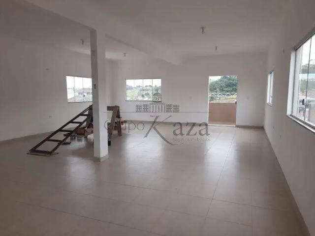 Casa aluguel em Região Imediata de São José dos Campos, Região Metropolitana do Vale do Paraíba e Litoral Norte