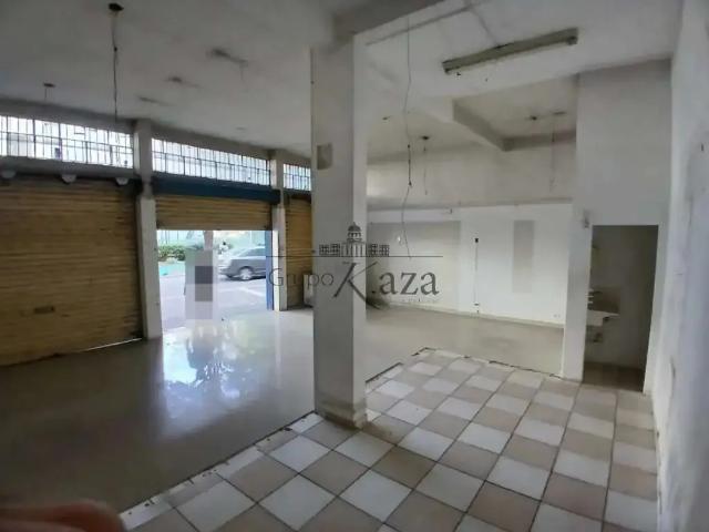 Casa aluguel em Região Imediata de São José dos Campos, Região Metropolitana do Vale do Paraíba e Litoral Norte