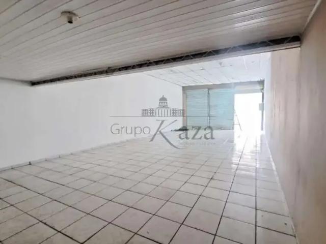 Casa aluguel em Região Imediata de São José dos Campos, Região Metropolitana do Vale do Paraíba e Litoral Norte