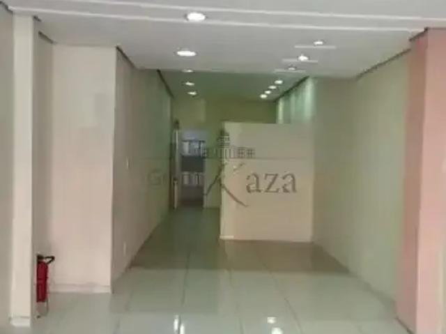 Casa aluguel em Região Imediata de São José dos Campos, Região Metropolitana do Vale do Paraíba e Litoral Norte