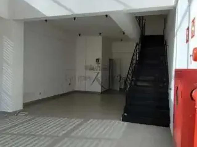 Casa aluguel em Região Imediata de São José dos Campos, Região Metropolitana do Vale do Paraíba e Litoral Norte