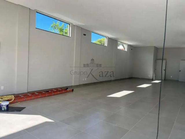 Casa aluguel em Região Imediata de São José dos Campos, Região Metropolitana do Vale do Paraíba e Litoral Norte