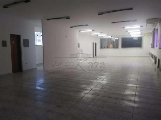 Casa aluguel em Região Imediata de São José dos Campos, Região Metropolitana do Vale do Paraíba e Litoral Norte