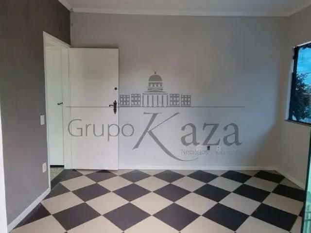 Casa aluguel em Região Imediata de São José dos Campos, Região Metropolitana do Vale do Paraíba e Litoral Norte