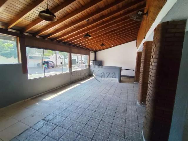 Casa aluguel em Região Imediata de São José dos Campos, Região Metropolitana do Vale do Paraíba e Litoral Norte