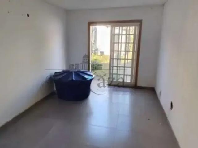 Casa aluguel em Região Imediata de São José dos Campos, Região Metropolitana do Vale do Paraíba e Litoral Norte