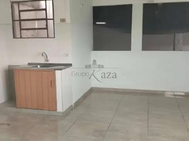 Casa aluguel em Região Imediata de São José dos Campos, Região Metropolitana do Vale do Paraíba e Litoral Norte