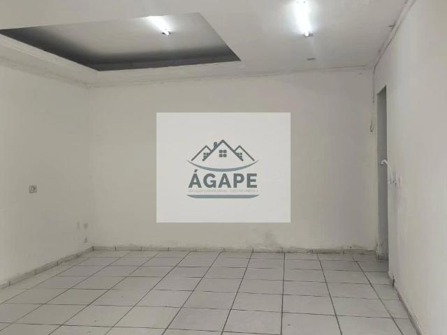 Casa aluguel em Parque Industrial, Taboão da Serra
