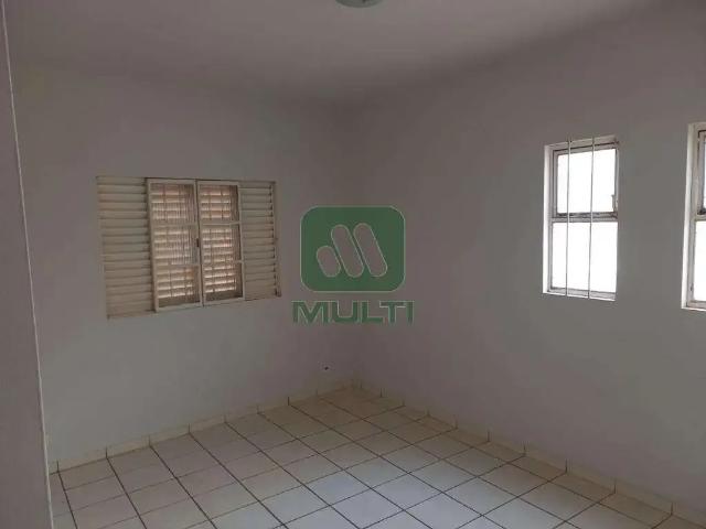 Casa aluguel em Região Geográfica Imediata de Uberlândia, Oliveira Fortes