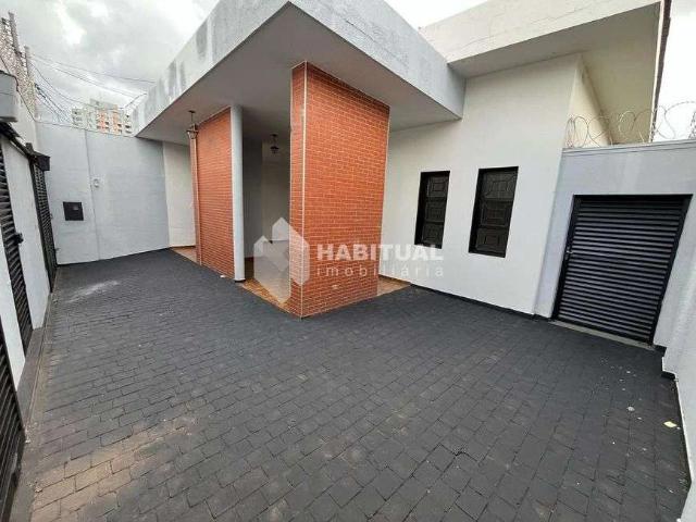 Casa aluguel em Setor Central, Uberlândia