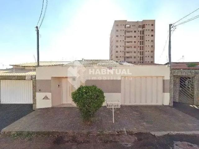 Casa aluguel em Segismundo Pereira, Uberlândia