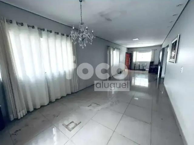 Casa aluguel em Setor Central, Uberlândia