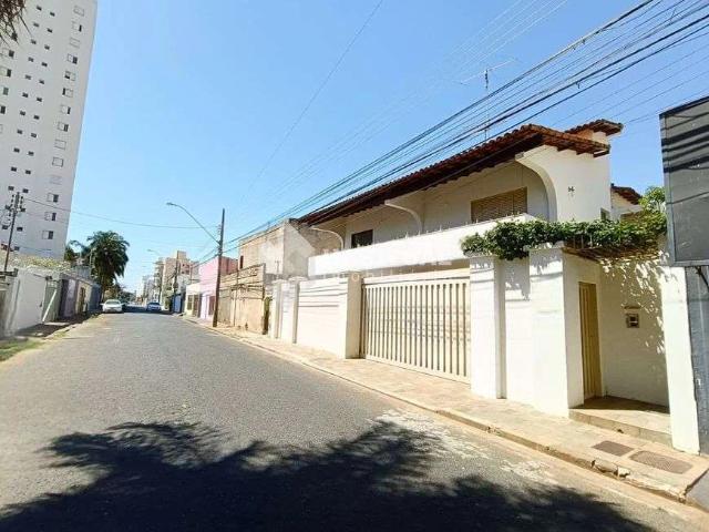 Casa aluguel em Setor Central, Uberlândia