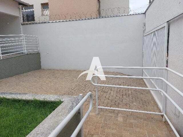 Casa aluguel em Setor Central, Uberlândia