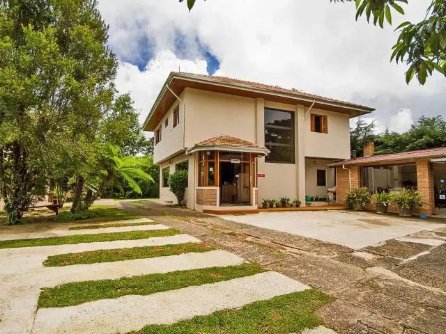 Casa venda em Região Imediata de Taubaté-Pindamonhangaba, Região Metropolitana do Vale do Paraíba e Litoral Norte