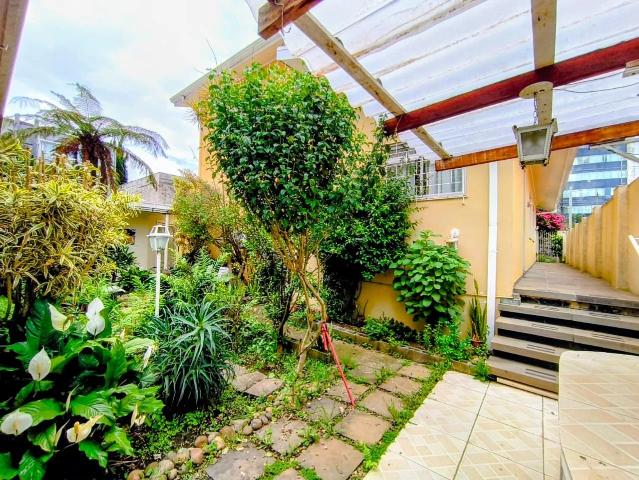 Casa venda em Mercês, Curitiba