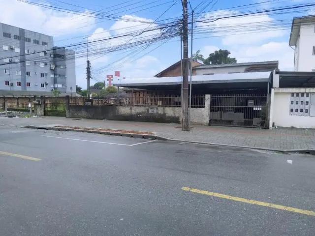 Casa venda em Joinville, Região Geográfica Intermediária de Joinville