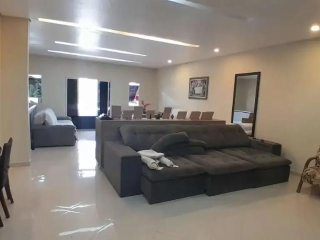 Casa venda em Região Imediata de São José dos Campos, Região Metropolitana do Vale do Paraíba e Litoral Norte