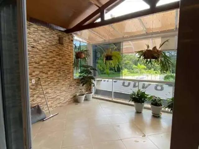 Casa venda em Região Imediata de São José dos Campos, Região Metropolitana do Vale do Paraíba e Litoral Norte