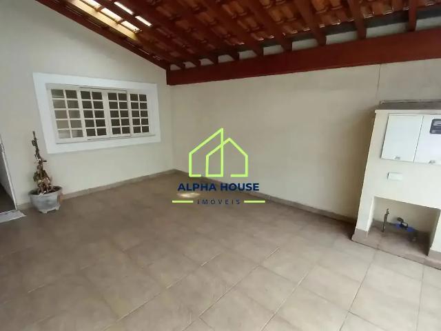 Casa venda em Região Imediata de Taubaté-Pindamonhangaba, Região Metropolitana do Vale do Paraíba e Litoral Norte