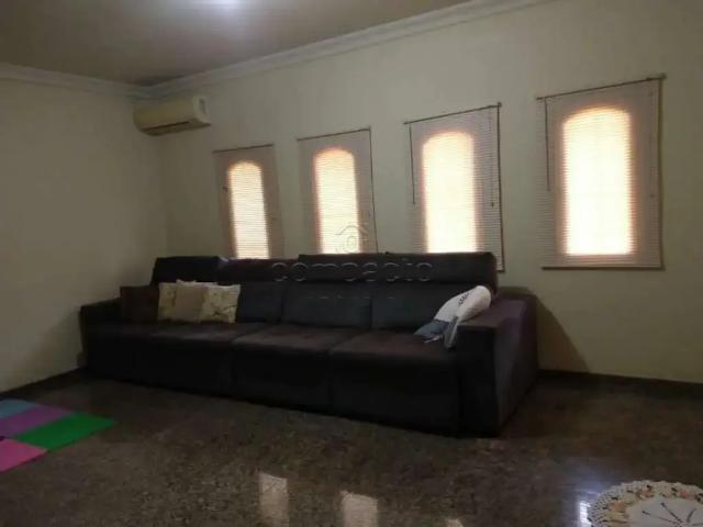 Casa venda em Região Imediata de São José do Rio Preto, Região Metropolitana de São José do Rio Preto