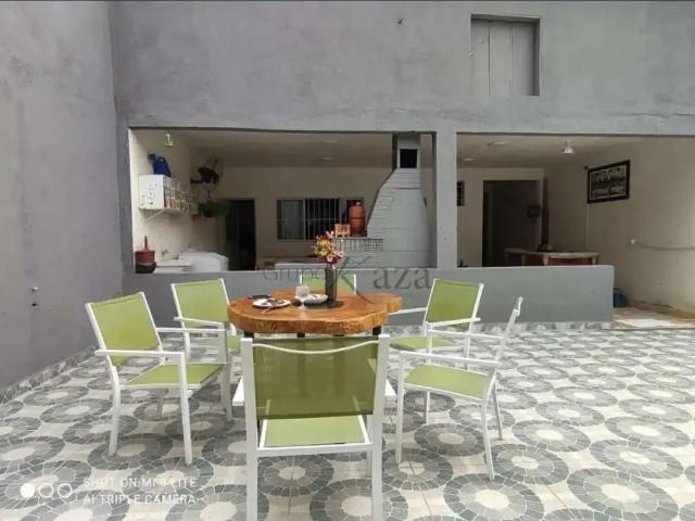 Casa venda em Região Imediata de São José dos Campos, Região Metropolitana do Vale do Paraíba e Litoral Norte