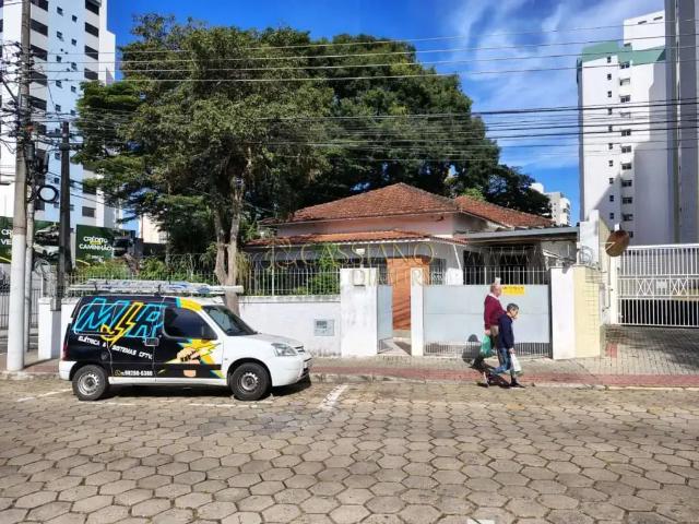 Casa venda em Região Imediata de São José dos Campos, Região Metropolitana do Vale do Paraíba e Litoral Norte