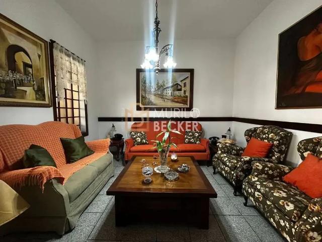 Casa venda em Região Imediata de São José dos Campos, Região Metropolitana do Vale do Paraíba e Litoral Norte