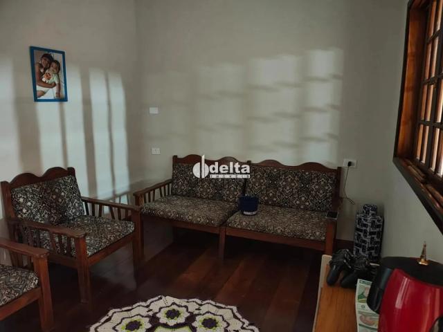 Casa venda em Setor Central, Uberlândia
