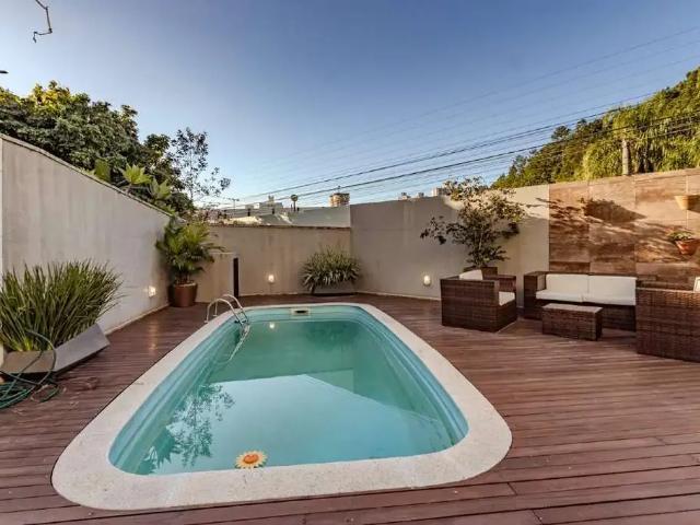 Casa aluguel em Região Geográfica Imediata de Itajaí, Balneario Camboriú