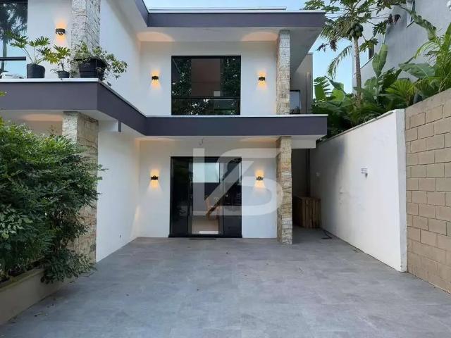 Casa aluguel em Região Geográfica Imediata de Itajaí, Balneario Camboriú