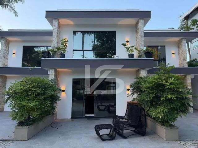 Casa aluguel em Região Geográfica Imediata de Itajaí, Balneario Camboriú