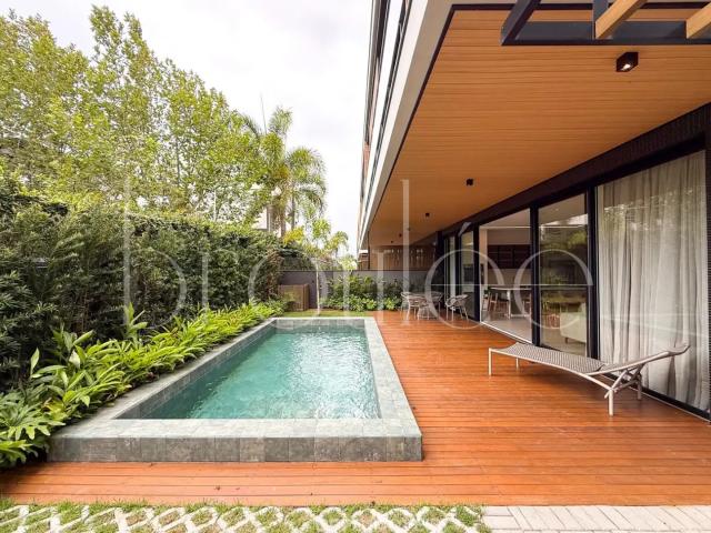Casa aluguel em Região Geográfica Imediata de Itajaí, Balneario Camboriú