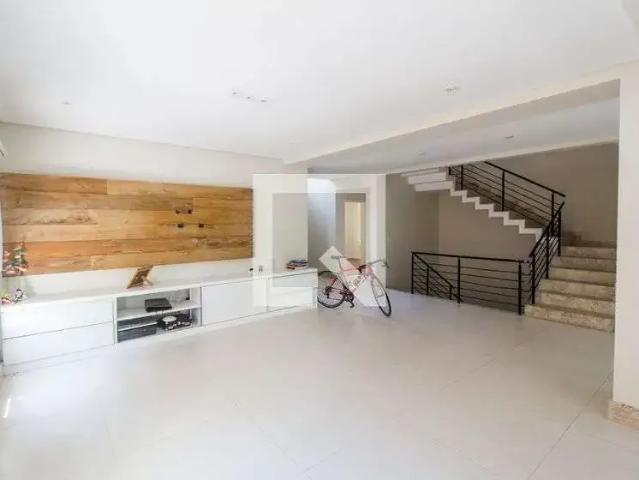 Casa aluguel em Região Imediata de São Paulo, Região Metropolitana de São Paulo