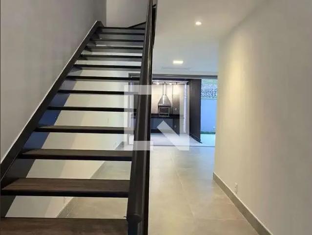 Casa aluguel em Região Imediata de São Paulo, Região Metropolitana de São Paulo