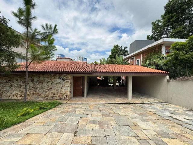 Casa aluguel em Alphaville Residencial 1, Barueri