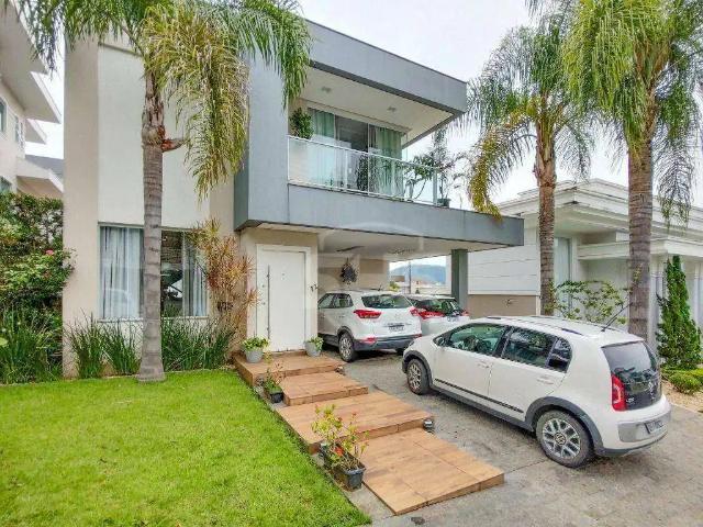 Casa aluguel em Região Geográfica Imediata de Blumenau, Blumenau