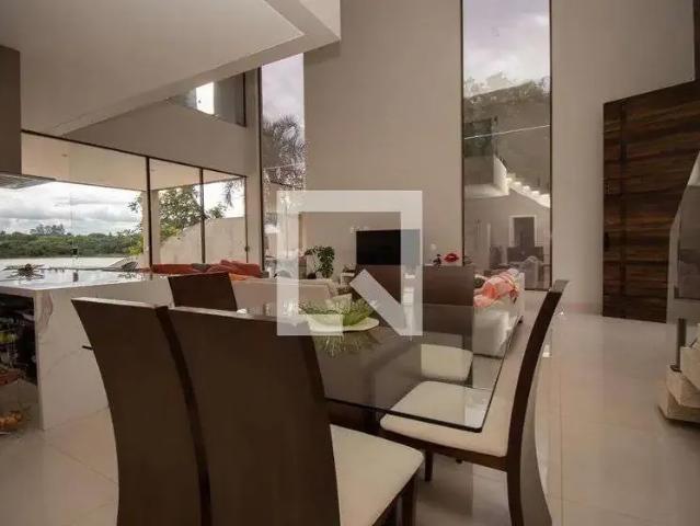 Casa aluguel em Região Geográfica Imediata do Distrito Federal, Região Integrada de Desenvolvimento do Distrito Federal e Entorno