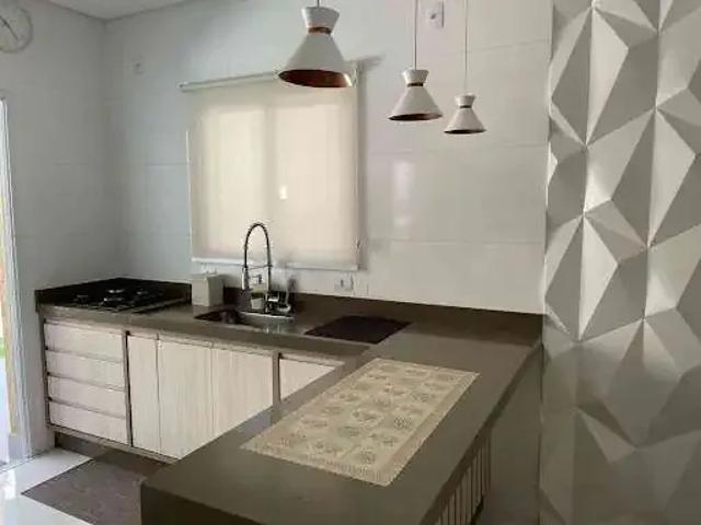 Casa aluguel em Região Imediata de São José dos Campos, Região Metropolitana do Vale do Paraíba e Litoral Norte