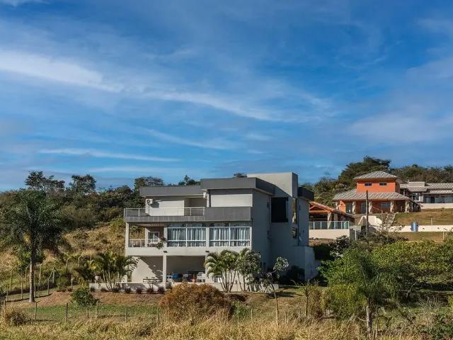 Casa aluguel em Região Imediata de São José dos Campos, Região Metropolitana do Vale do Paraíba e Litoral Norte