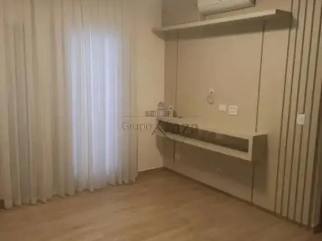 Casa aluguel em Região Imediata de São José dos Campos, Região Metropolitana do Vale do Paraíba e Litoral Norte