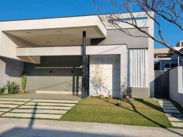 Casa aluguel em Região Imediata de São José dos Campos, Região Metropolitana do Vale do Paraíba e Litoral Norte