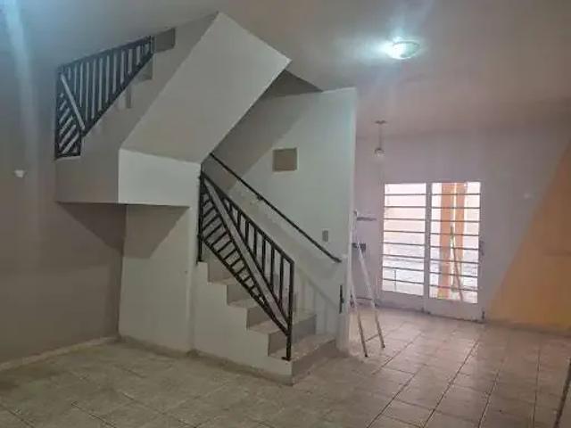 Casa aluguel em Região Imediata de São José dos Campos, Região Metropolitana do Vale do Paraíba e Litoral Norte