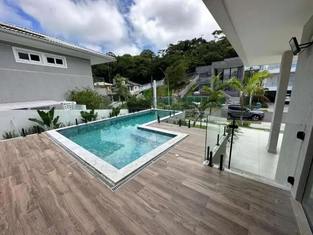 Casa aluguel em Região Geográfica Imediata de Salvador, Região Metropolitana de Salvador