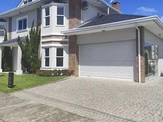 Casa aluguel em Região Geográfica Imediata de Itajaí, Camboriú
