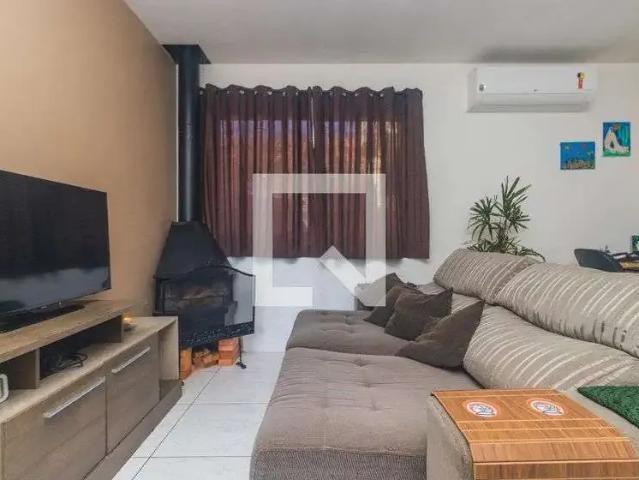 Casa aluguel em Região Geográfica Imediata de Porto Alegre, Região Metropolitana de Porto Alegre