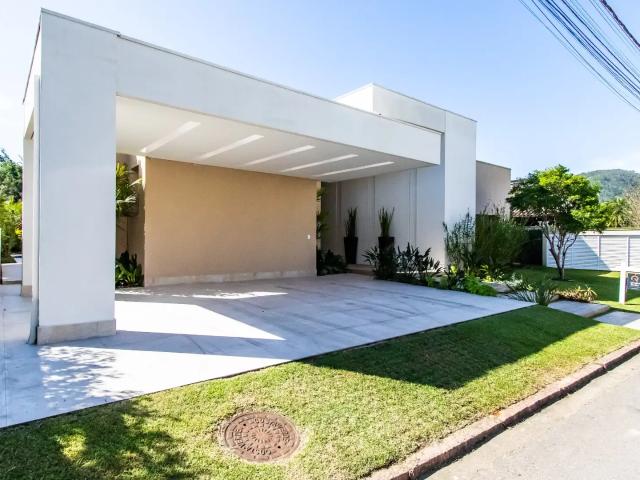 Casa aluguel em Região Imediata de Caraguatatuba-Ubatuba-São Sebastião, Região Metropolitana do Vale do Paraíba e Litoral Norte